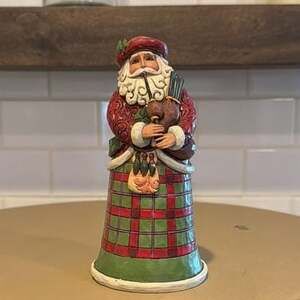 Jim Shore Heartwood Creek Scottish Santa Figurine 4018857 Nollaig Chridheil